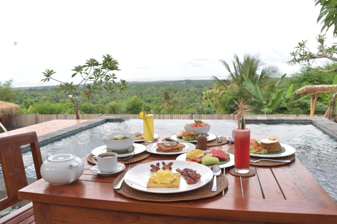 Menjangan Hill Hotel Banyuwedang Exterior photo